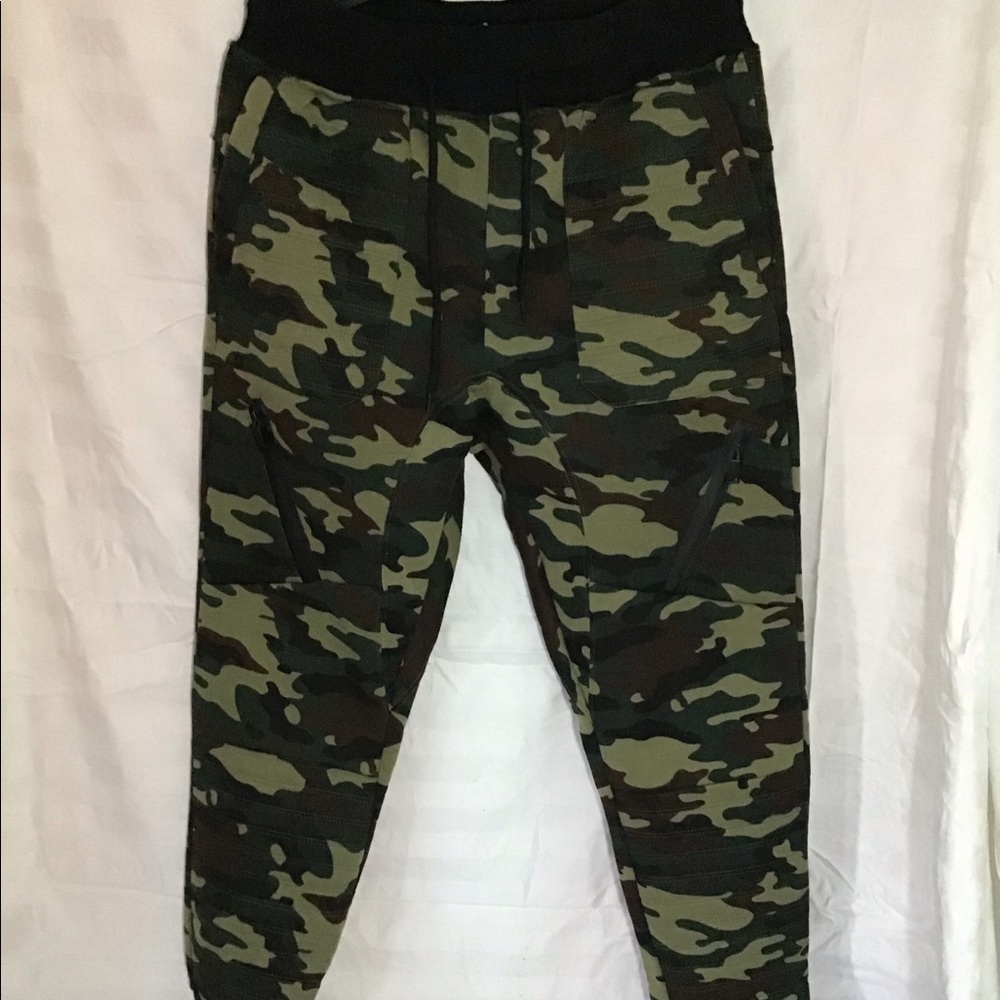 Camo joggers - Picture 2 of 3